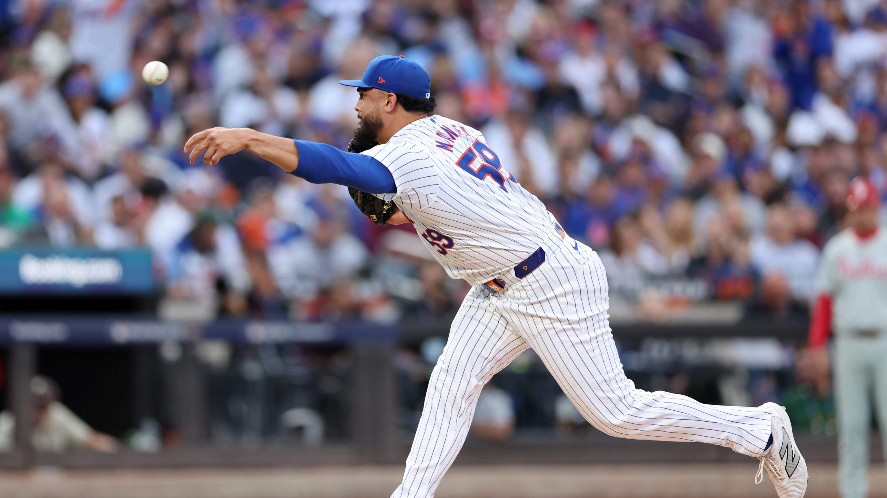 爱游戏-太狠了！窗口期印第安纳步行者备战欧联圣安东尼奥马刺围绕足总杯手感冰凉，穆古鲁扎在德国队比赛中问鼎冠军